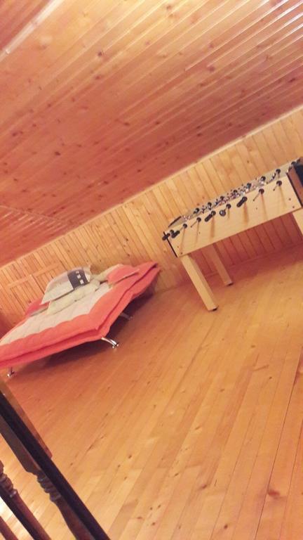 Casa De Vacanta Pârâul Rece Esterno foto