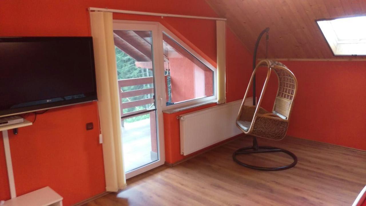 Casa De Vacanta Pârâul Rece Esterno foto
